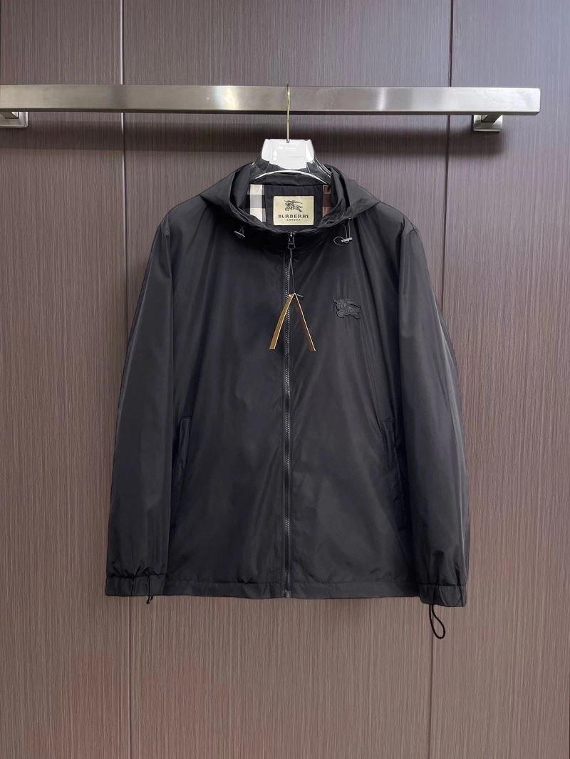 Soft Burberry Outwear 102223