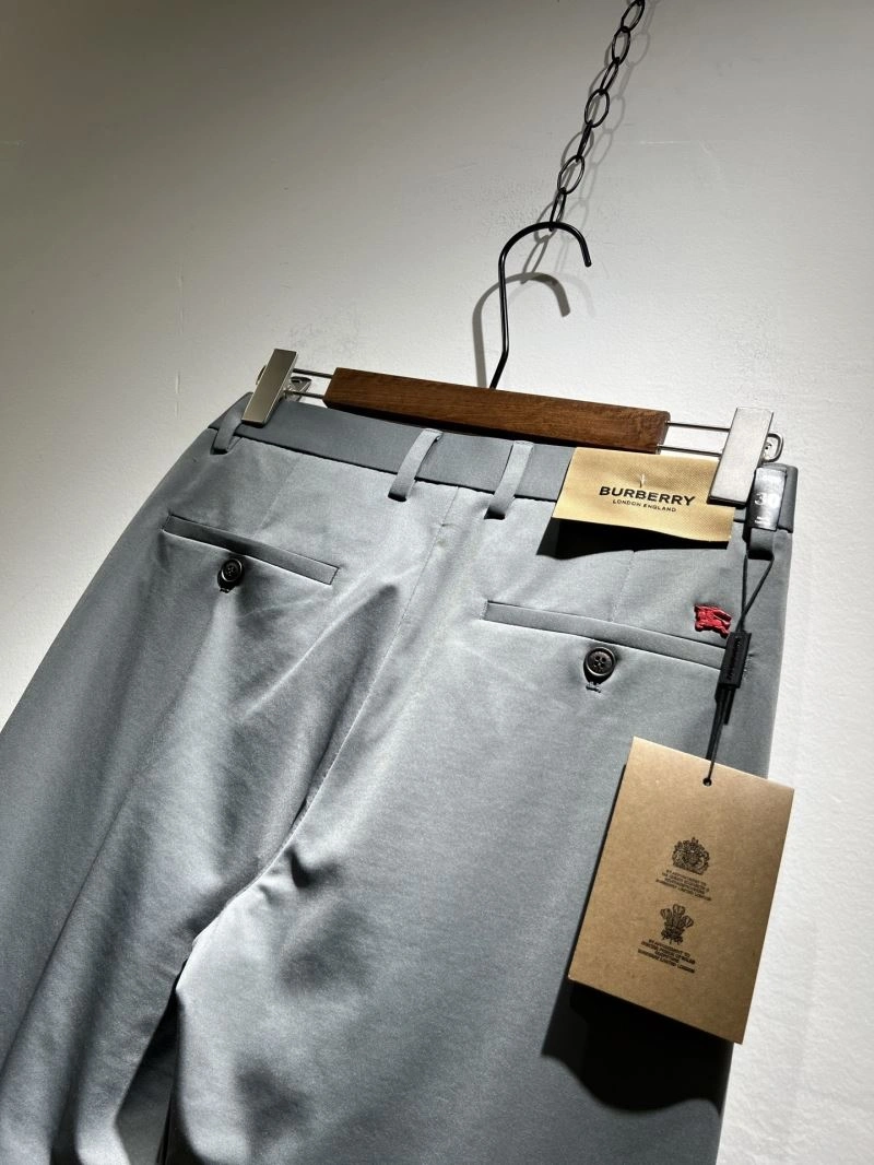 DailyWear Burberry Outwear 102221