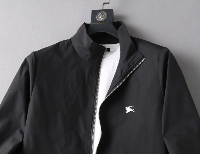 Seasonal Burberry Outwear 102238