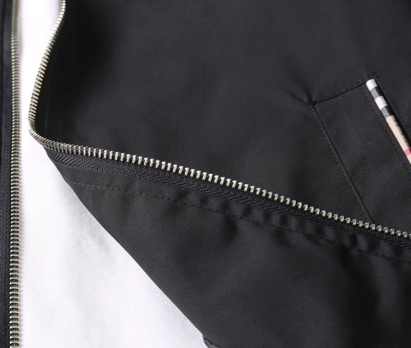 Seasonal Burberry Outwear 102238