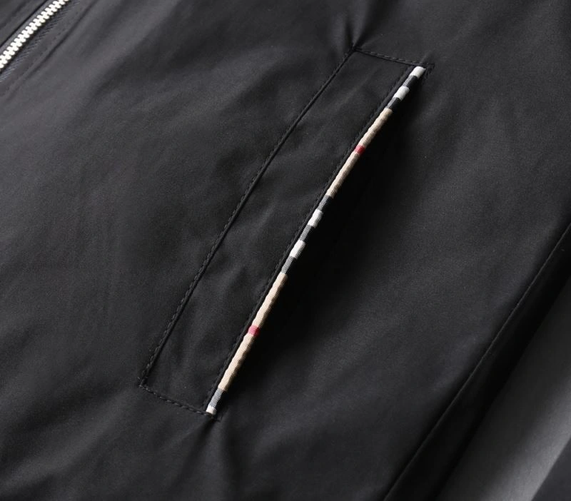 Seasonal Burberry Outwear 102238