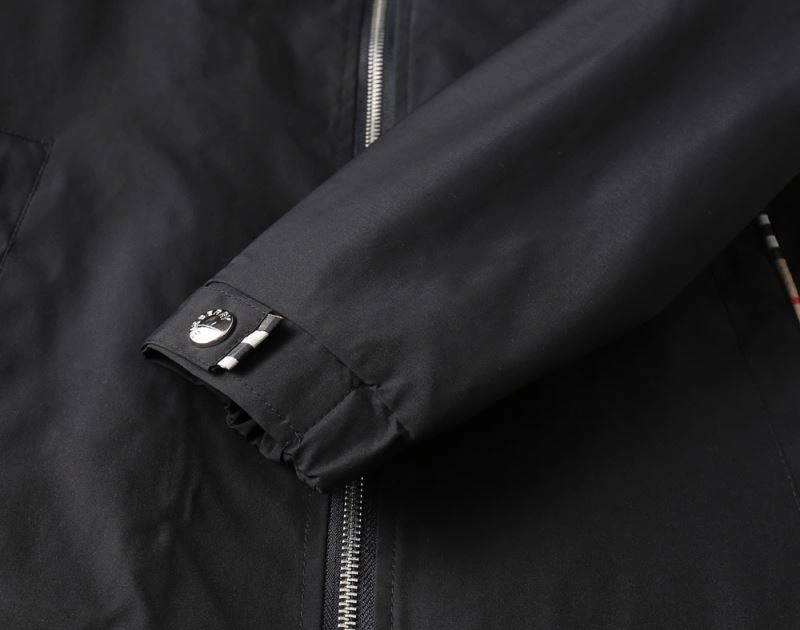 Seasonal Burberry Outwear 102238