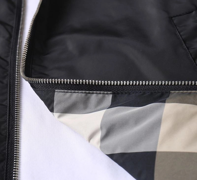Burberry Outwear Breathable 102222