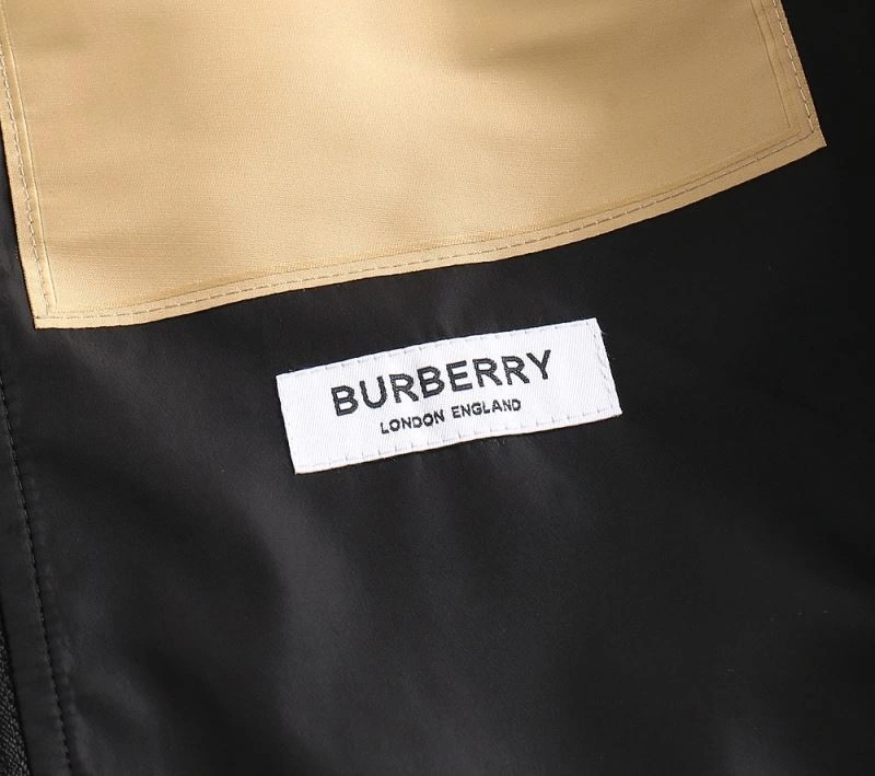 HighPerformance Burberry Outwear 102240