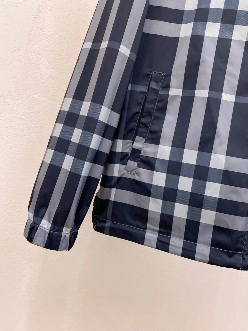 Burberry Outwear QuickDry 102218