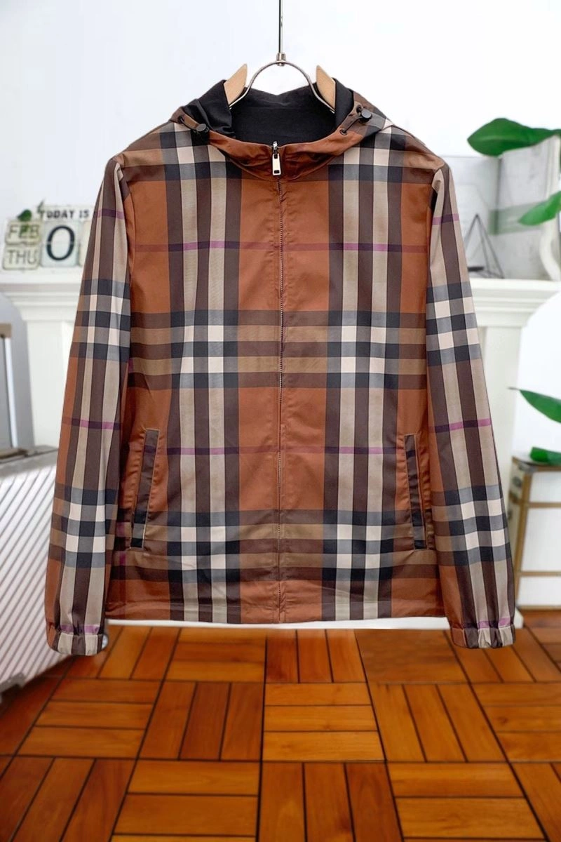 Burberry Outwear QuickDry 102218