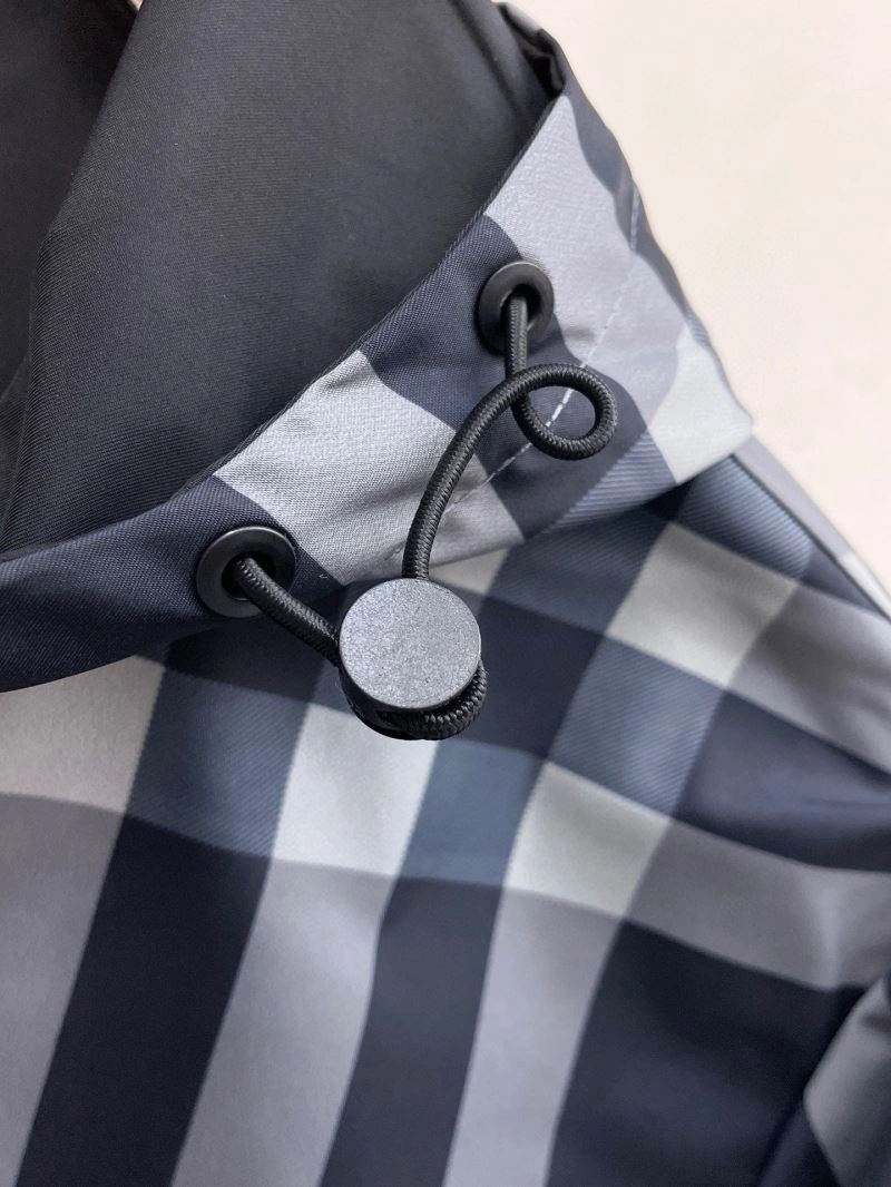 Burberry Outwear QuickDry 102218