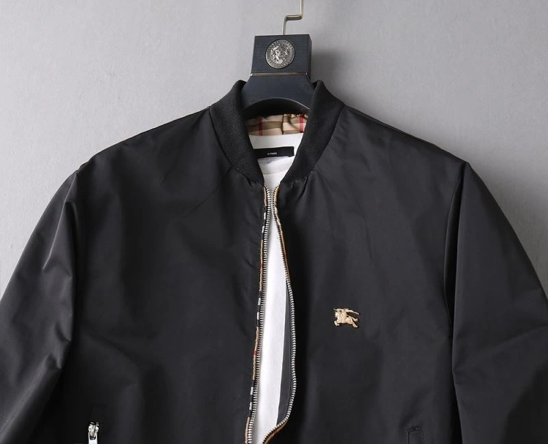 Contemporary Burberry Outwear 102207