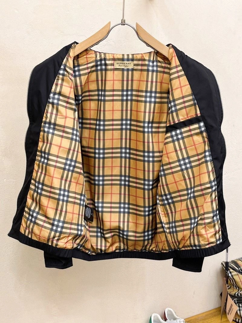 Burberry Outwear Comfortable 102201
