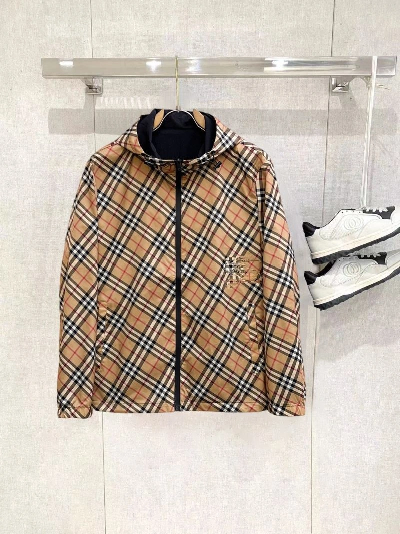 Burberry Outwear Sporty 102199