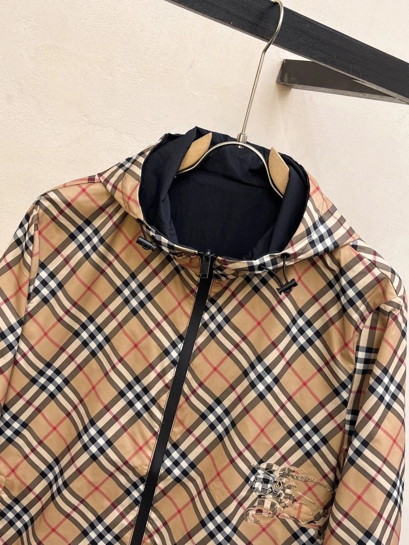 Burberry Outwear Sporty 102199