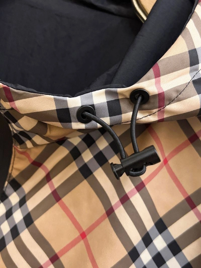 Burberry Outwear Sporty 102199