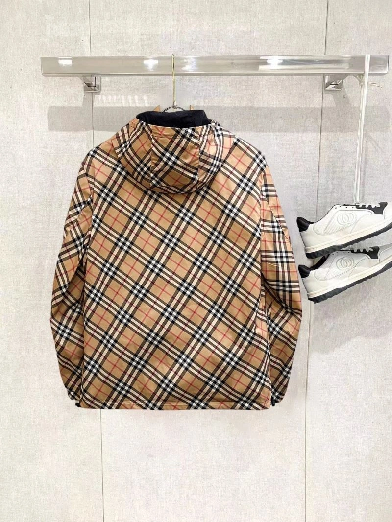 Burberry Outwear Sporty 102199