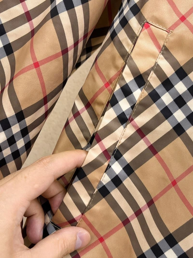 Burberry Outwear Sporty 102199