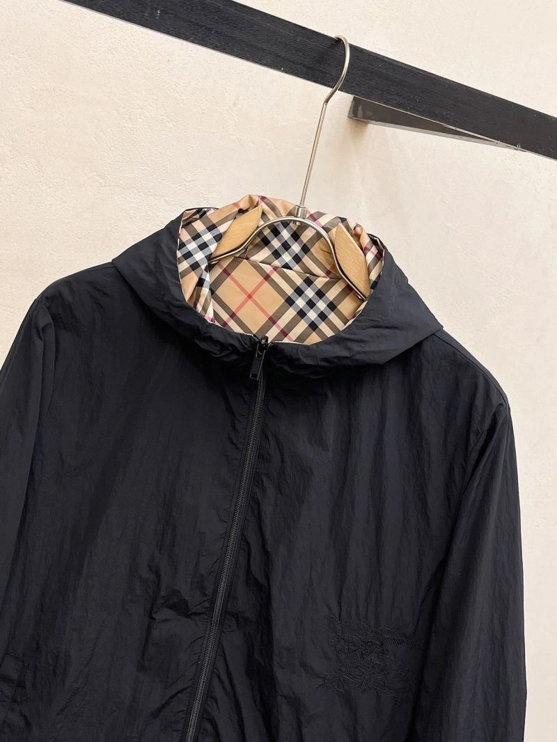 Burberry Outwear Sporty 102199