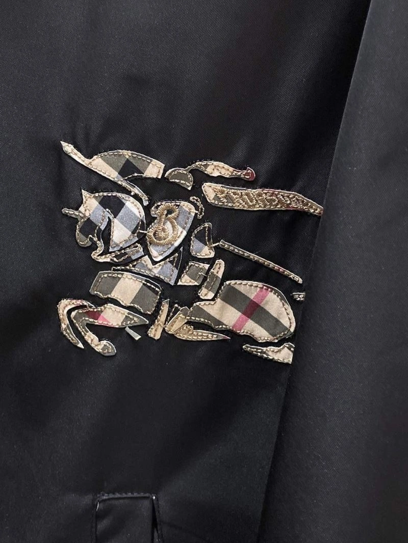 EyeCatching Burberry Outwear 102230