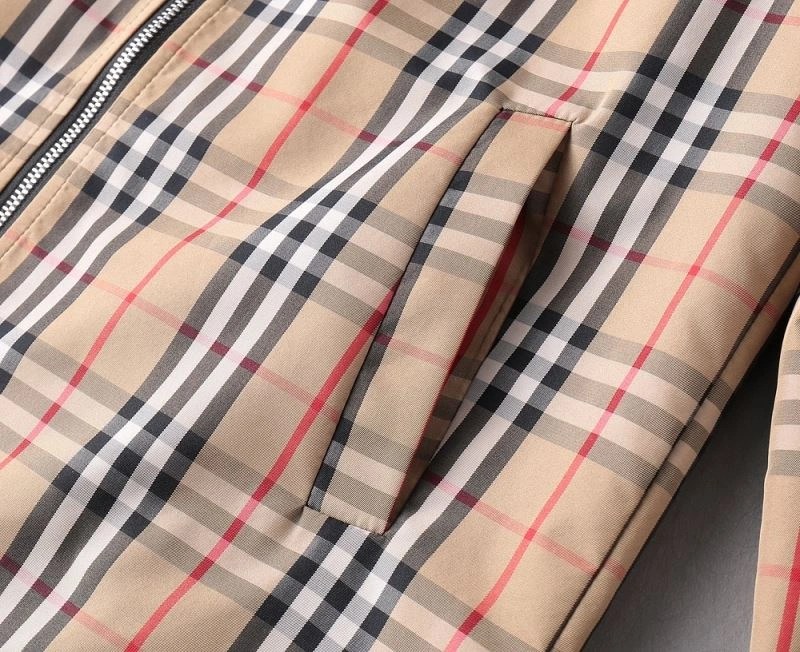 Burberry Outwear Seasonal 102193