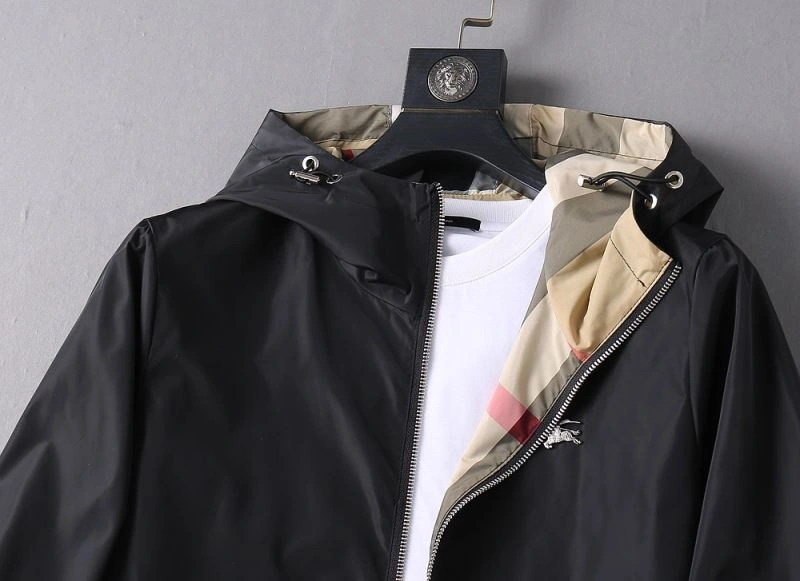 Vibrant Burberry Outwear 102182
