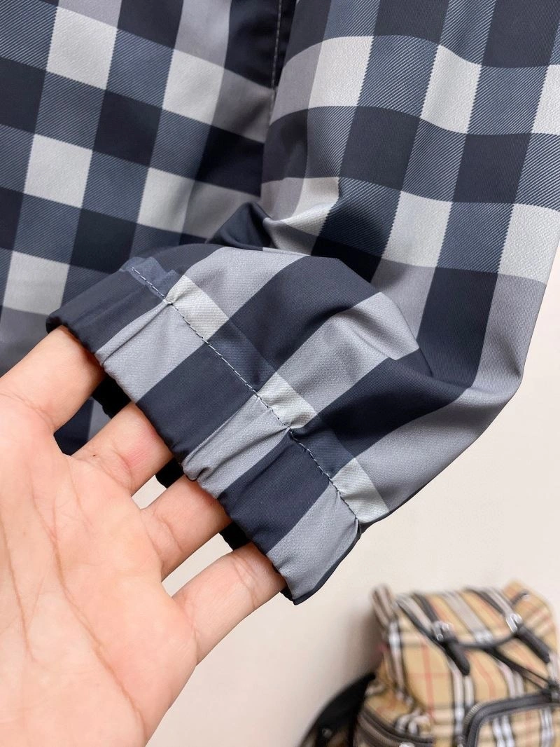 FlexibleFit Burberry Outwear 102255