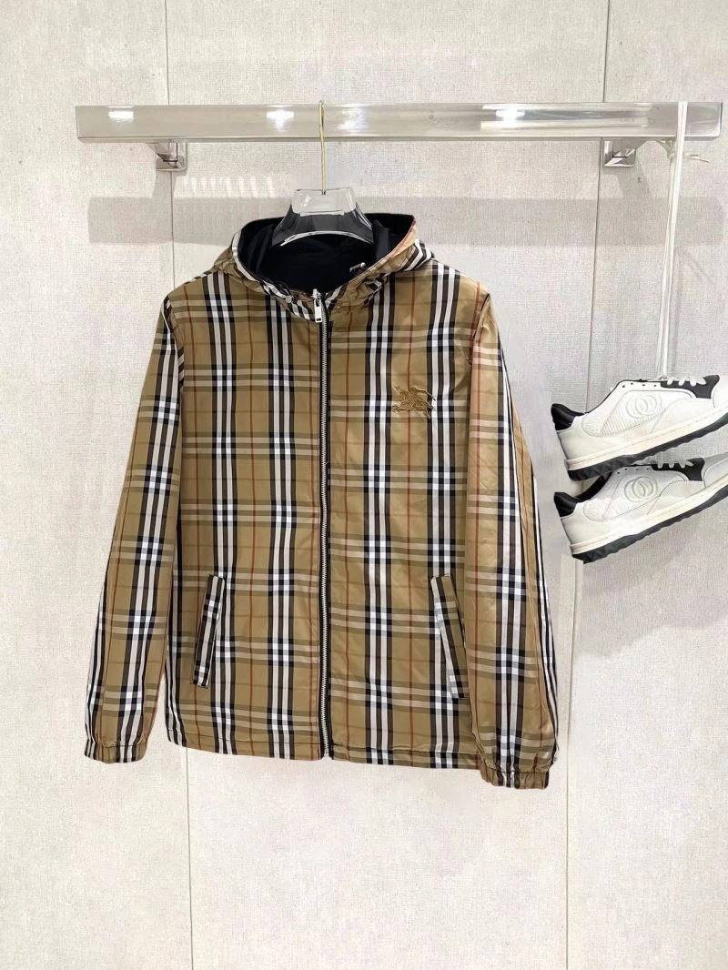 Burberry Outwear Snug 102196