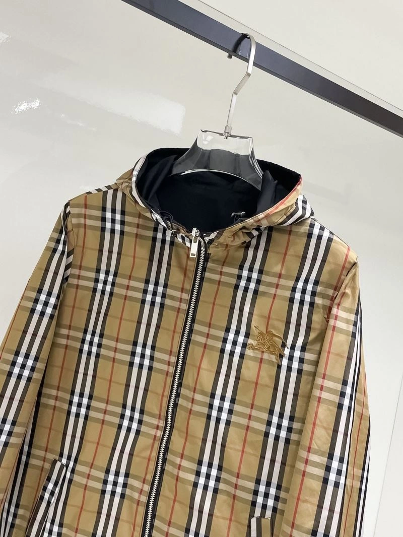 Burberry Outwear Snug 102196