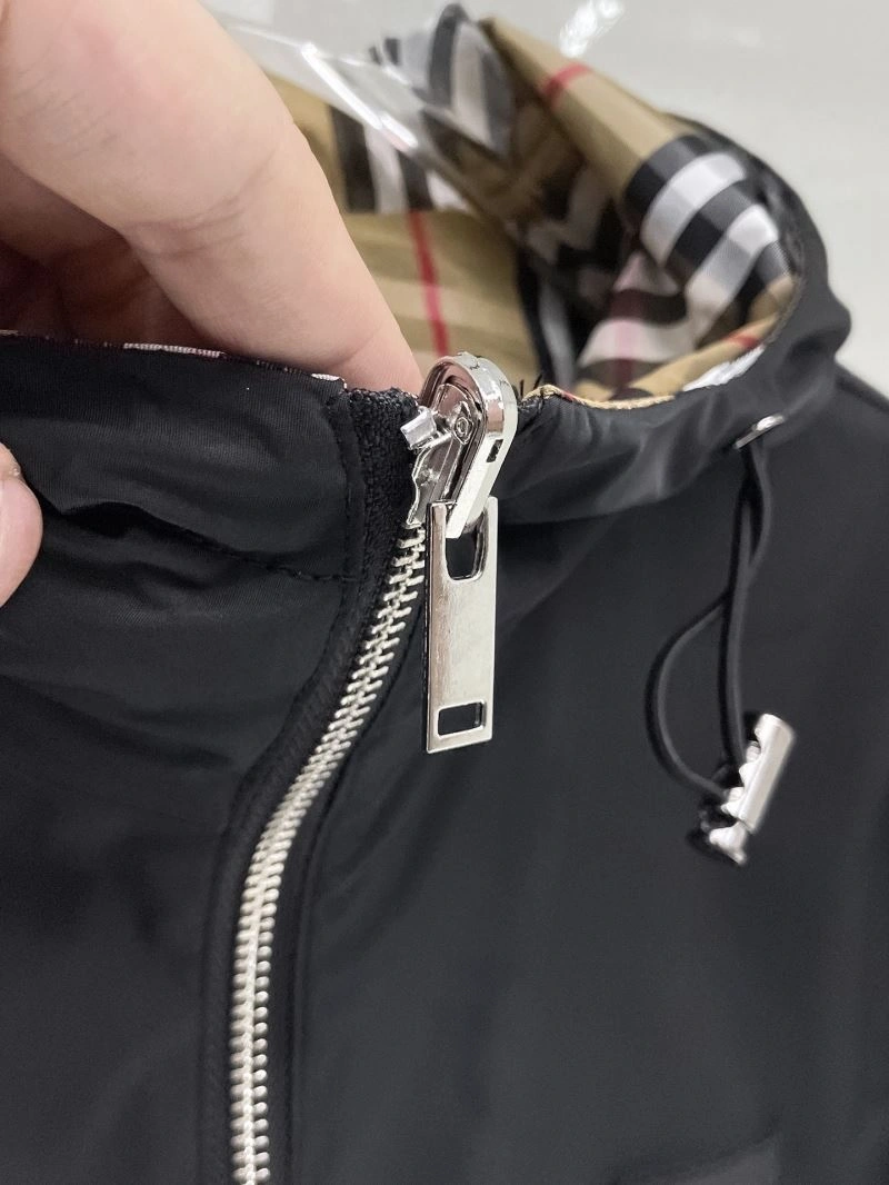 Burberry Outwear Snug 102196
