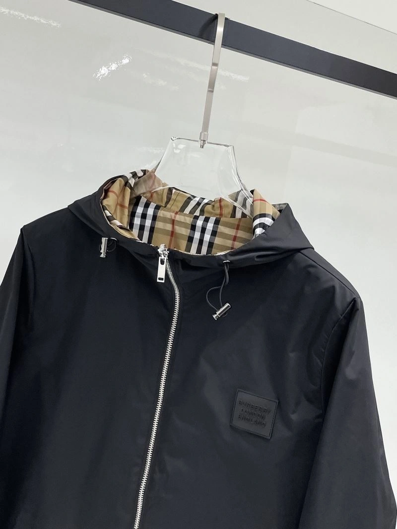 Burberry Outwear Snug 102196