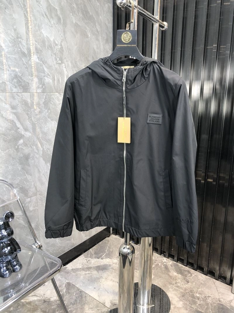 Seasonal Burberry Outwear 102188