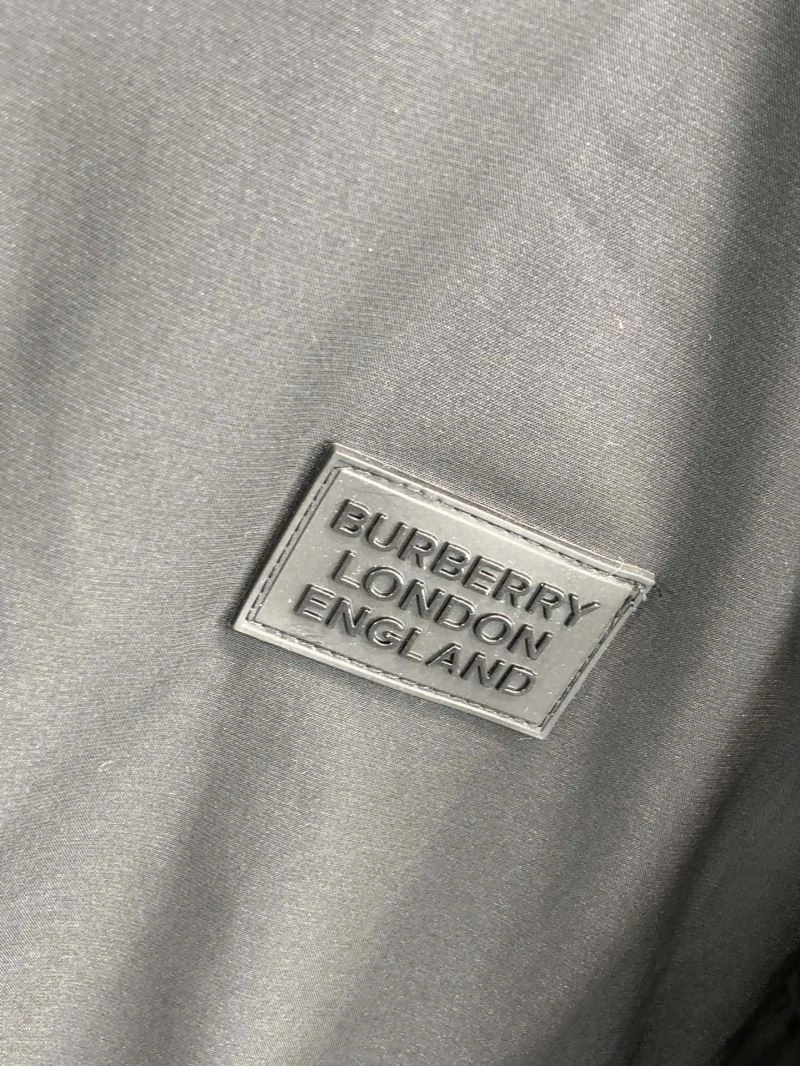 Seasonal Burberry Outwear 102188