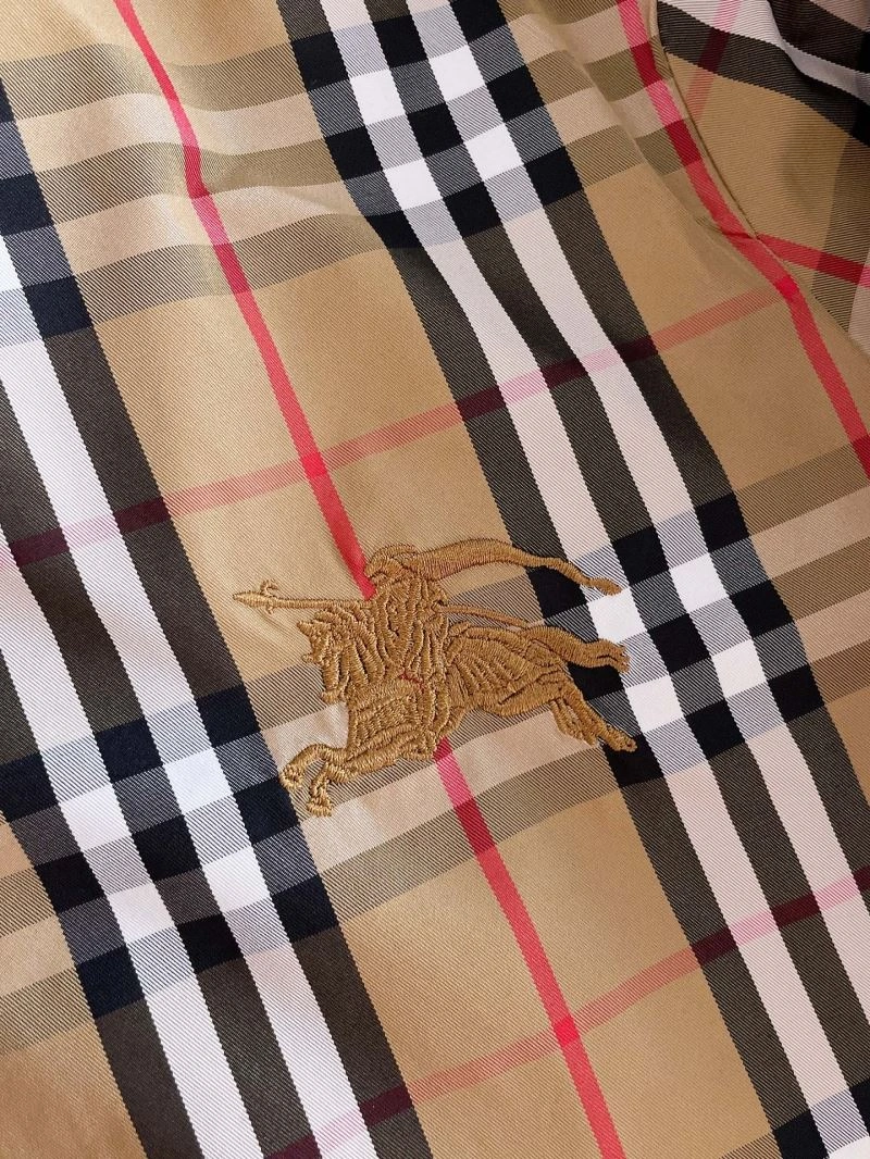 Burberry Outwear Lightweight 102189