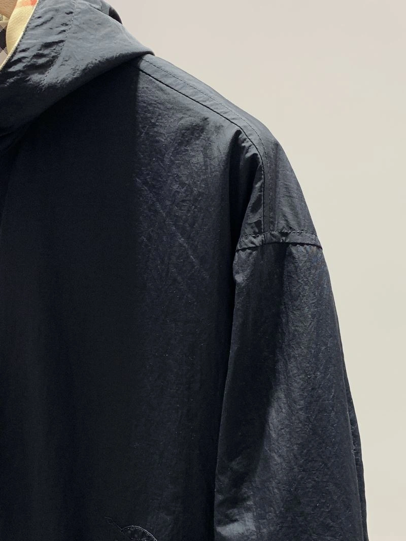SmoothTexture Burberry Outwear 102184