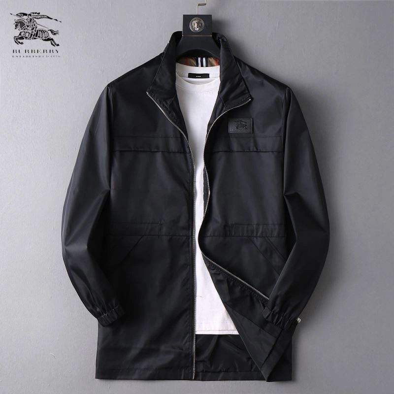 Stretchable Burberry Outwear 102181