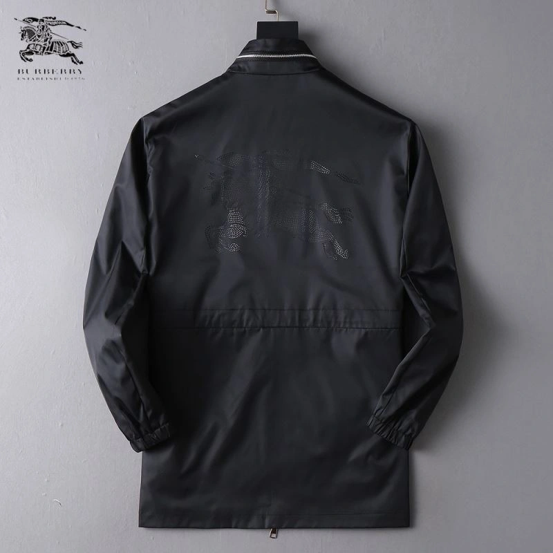 Stretchable Burberry Outwear 102181
