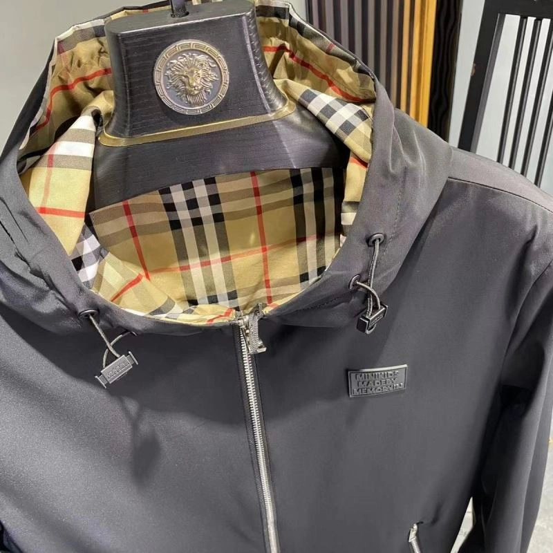 Durable Burberry Outwear 102209
