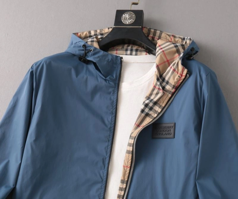 Burberry Outwear Lightweight 102172