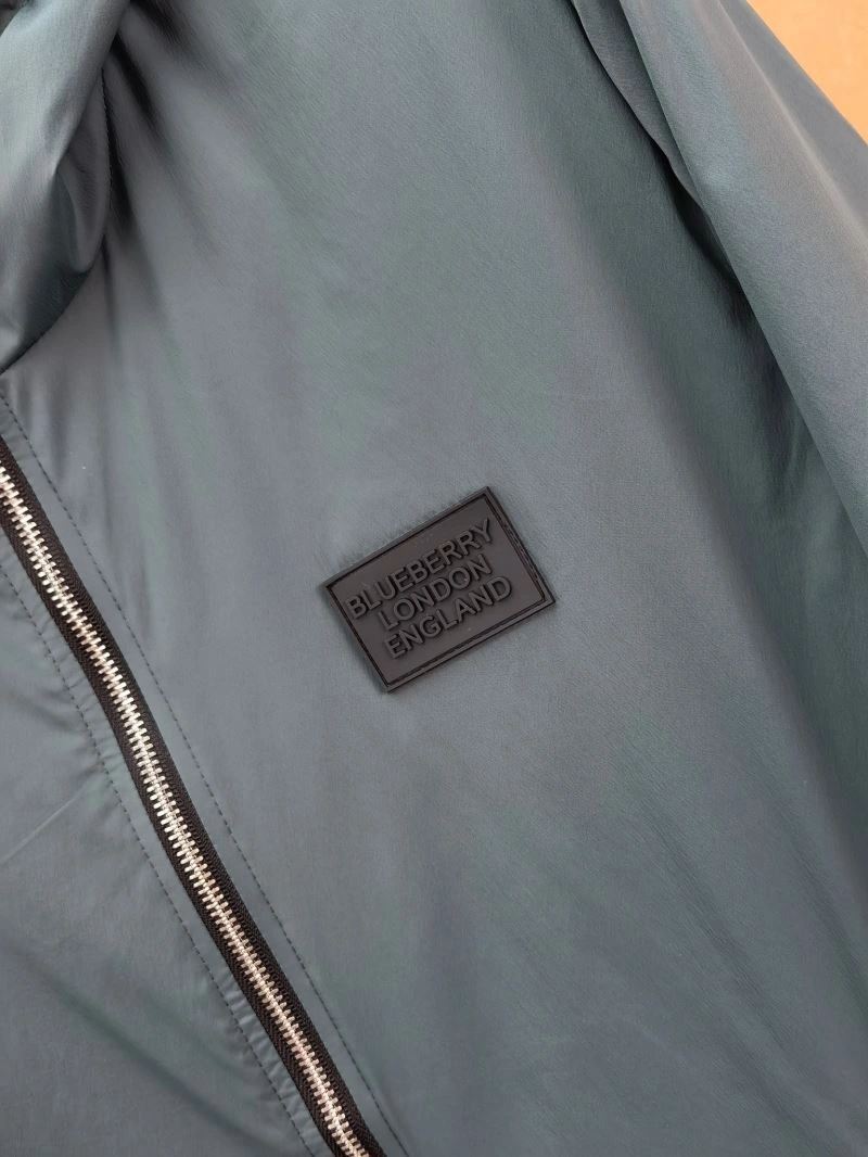 Burberry Outwear UrbanChic 102171