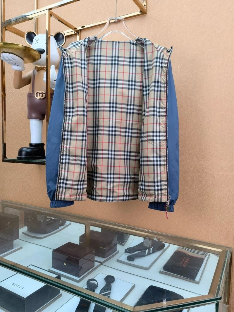 TechFriendly Burberry Outwear 102205
