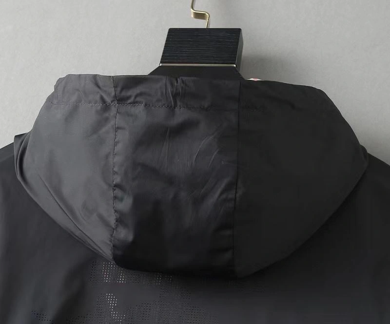 Elegant Burberry Outwear 102170