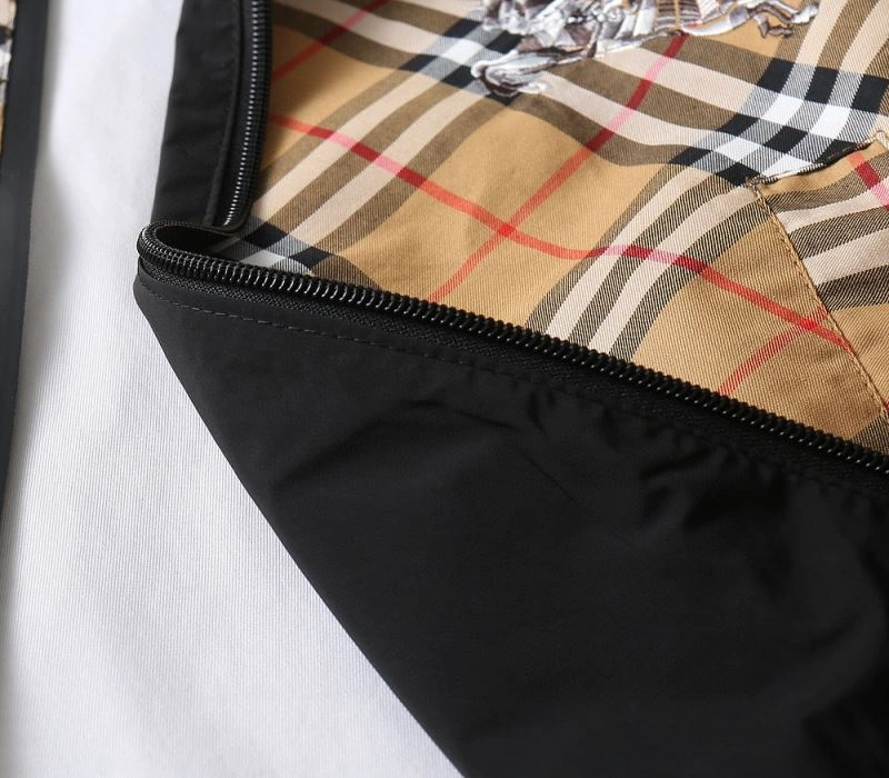 Burberry Outwear Resilient 102169
