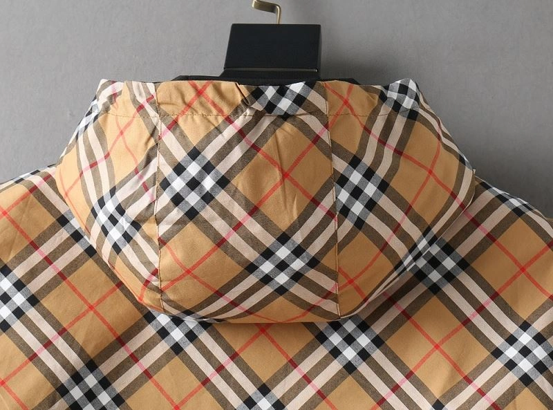 Burberry Outwear Resilient 102169