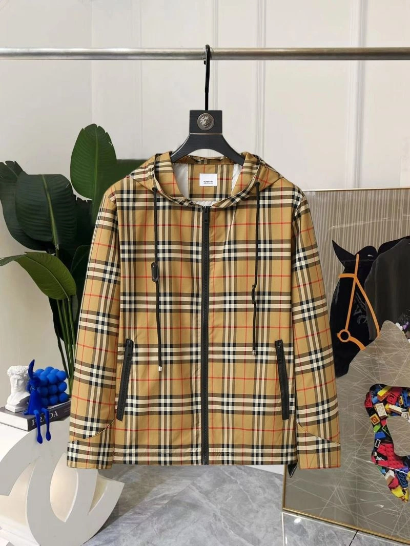 Attractive Burberry Outwear 102168