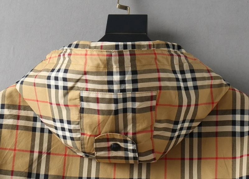 Attractive Burberry Outwear 102168