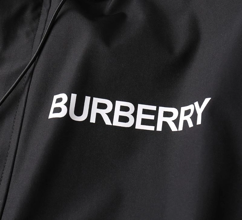Modern Burberry Outwear 102163