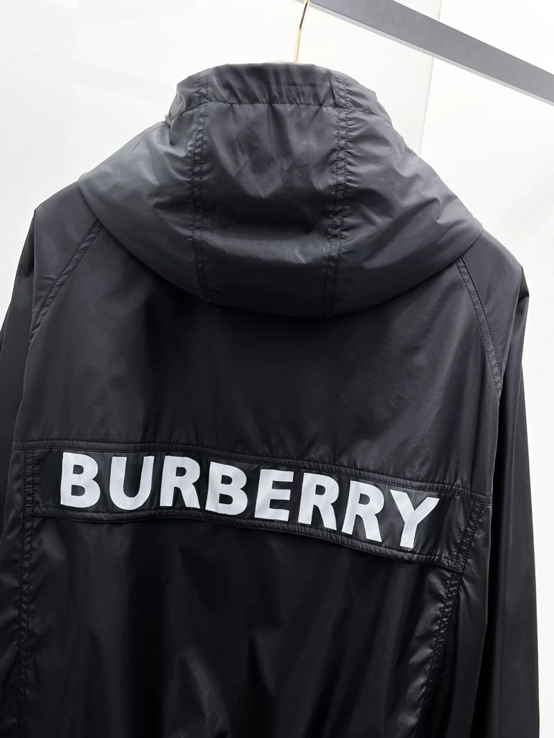 Burberry Outwear SunProtective 102165