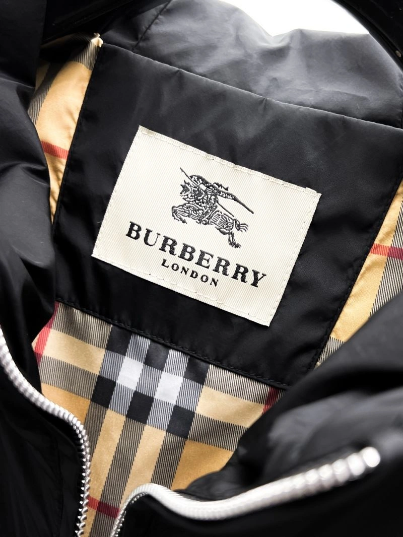 Burberry Outwear SunProtective 102165