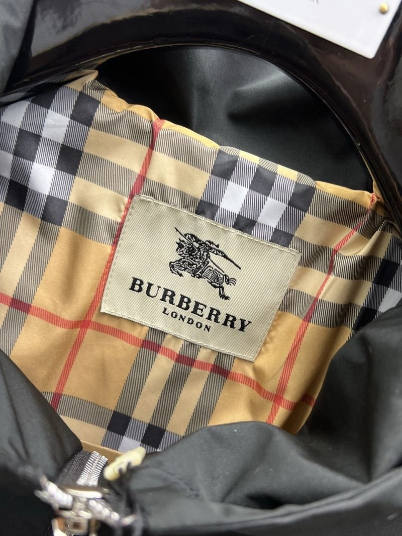 Burberry Outwear HighPerformance 102156
