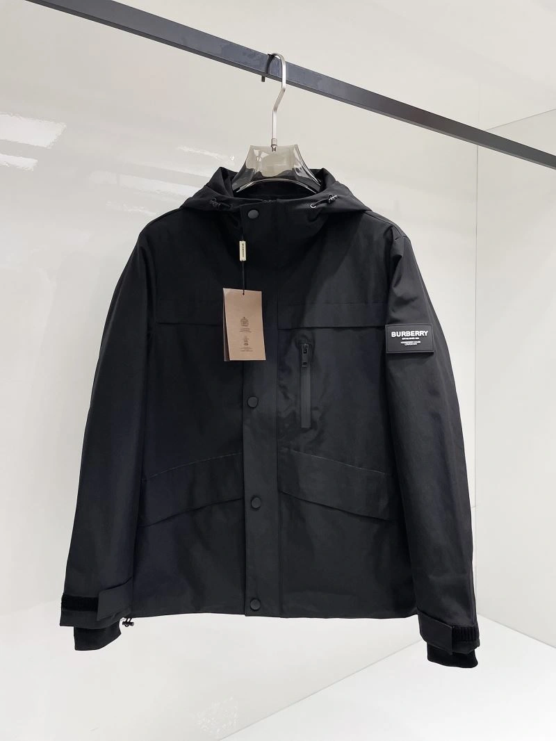 Burberry Outwear OdorResistant 102161