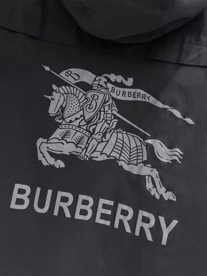 Burberry Outwear OdorResistant 102161