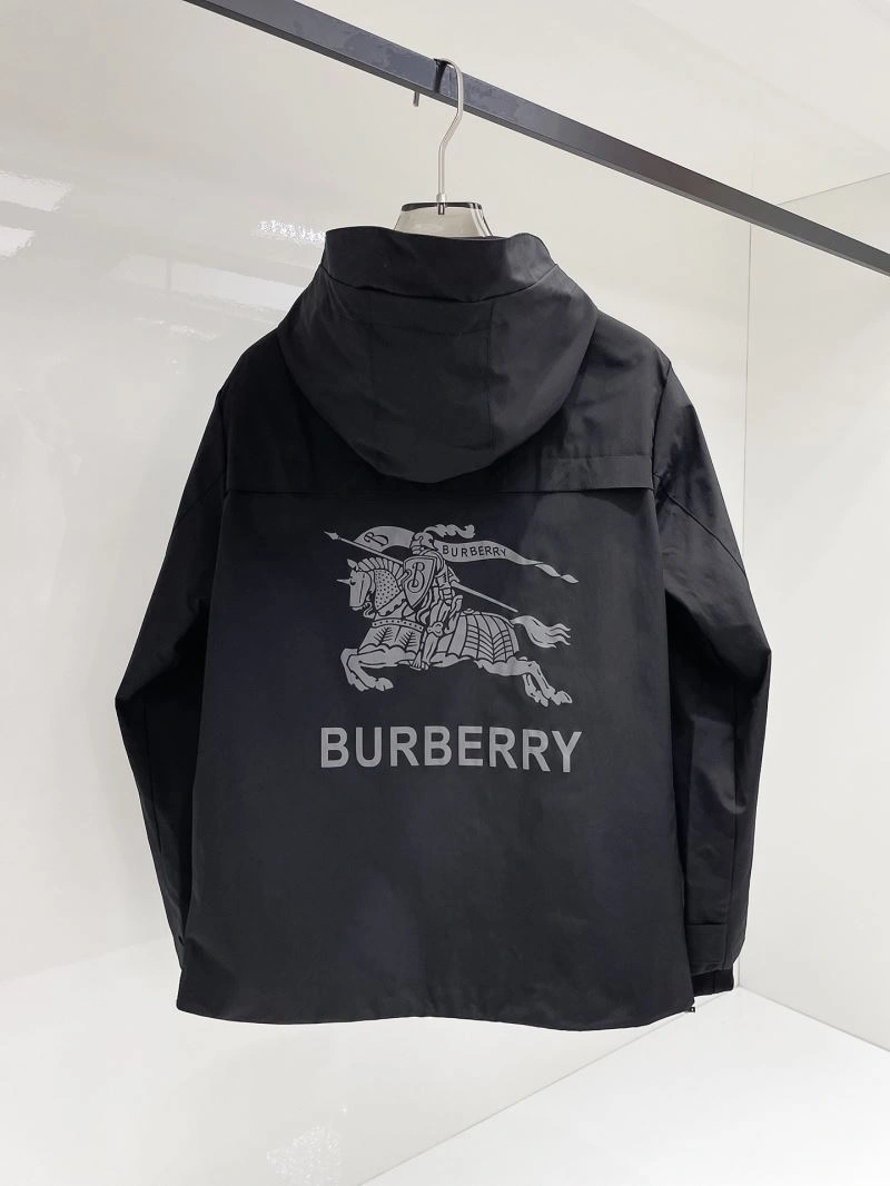 Burberry Outwear OdorResistant 102161