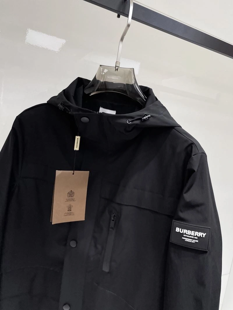 Burberry Outwear OdorResistant 102161